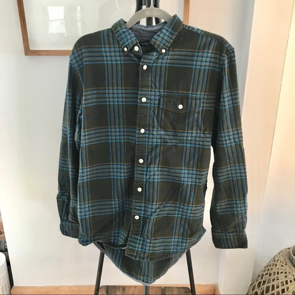 *2/$15* Tommy Hilfiger Plaid Button Down!
